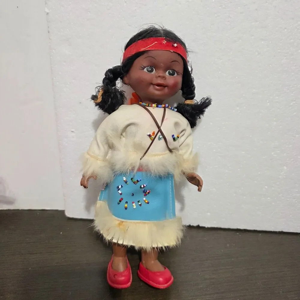 Vtg Native American Doll Holing Baby  Vynyl Hard Plastic Leather Fur Accent suit